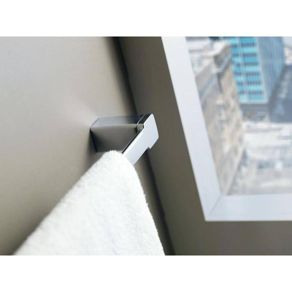 MOEN 90 Degree 24 in. Towel Bar in Chrome